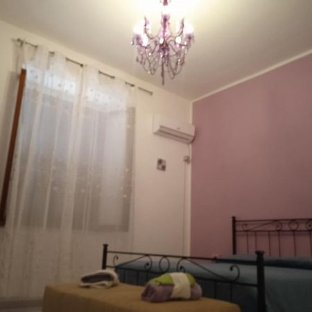 I Tre Leoni Hotell Civitavecchia Eksteriør bilde